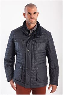 Winterjacke von Bugatti.
