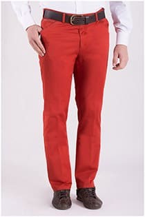 Elastische Chinohose von Plus Man.