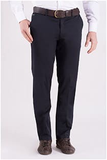 Elastische Chinohose aus Baumwolle von Plus Man.