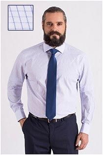 Fein kariertes Dresshemd von Plus Man.