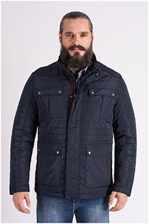 Winterjacke van Plusman.