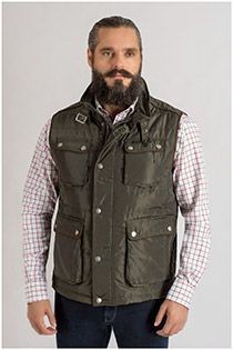 Bodywarmer von Plus Man.