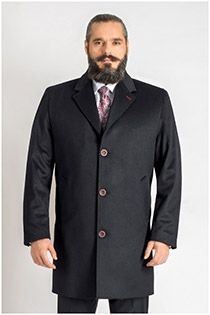 Extra langer Wollmantel von Plus Man.