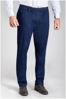 Komfortjeans von Luigi Morini.