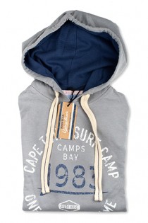 Hoodie von Redfield.