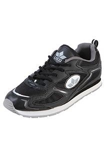 Sportschuhe von Lico.
