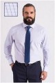 Fein kariertes Dresshemd von Plus Man.